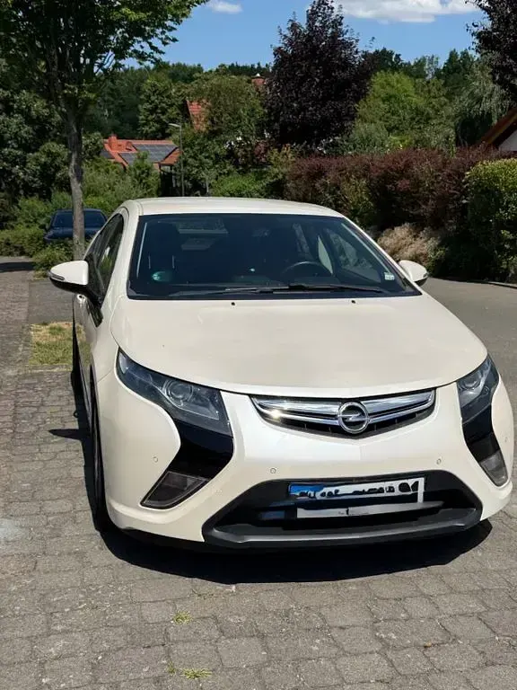 Gebraucht Opel Ampera Edition 151 PS (111 kW) 2013 Weiß Kleinwagen