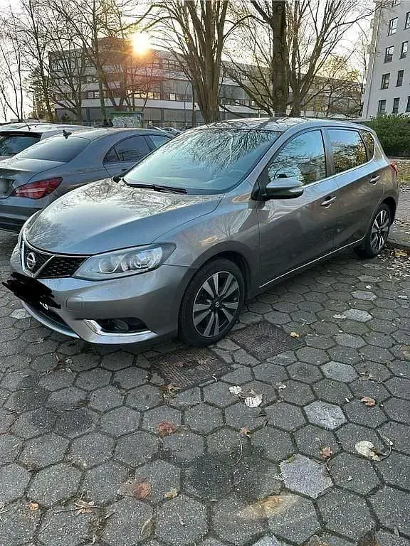 Gebraucht Nissan Pulsar 116 PS (85 kW) 2017 Grau Kleinwagen