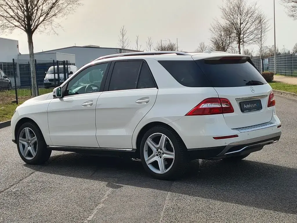 Gebraucht Mercedes ML350 AMG line 258 PS (189 kW) 2014 Weiß SUV