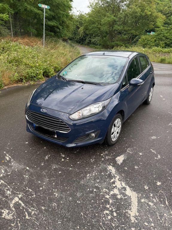 Blau Gebraucht 2013 Ford Fiesta Kleinwagen | 6.000 € (Fairer Preis) - Bild 1/4