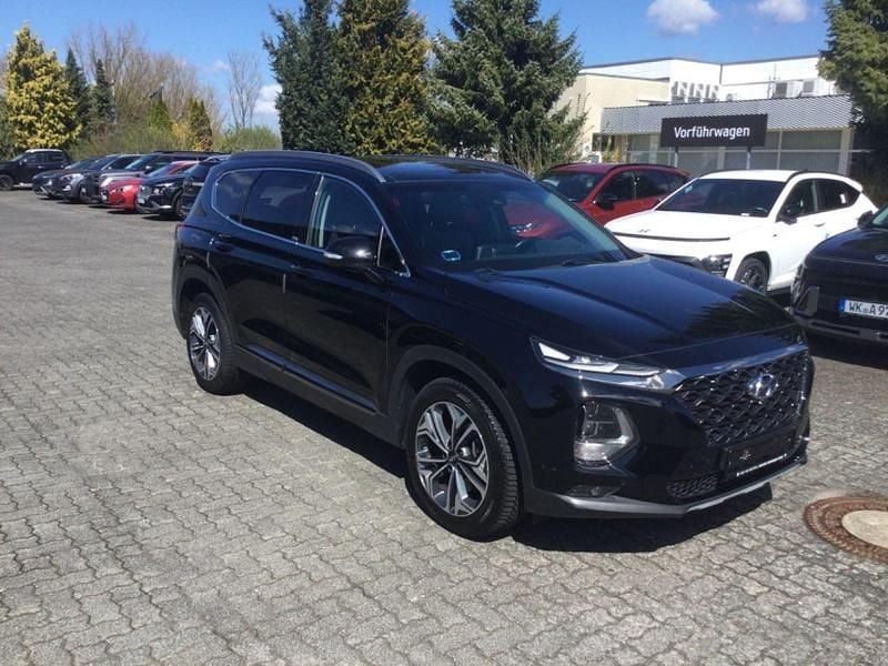 Gebraucht Hyundai Santa Fe Premium 200 PS (147 kW) 2020 Schwarz SUV