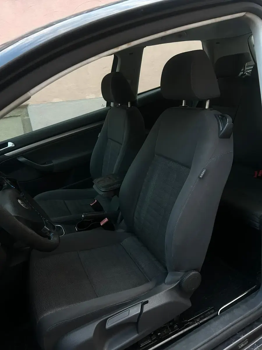 Gebraucht VW Golf V 85 PS (62 kW) 2007 Schwarz Kleinwagen