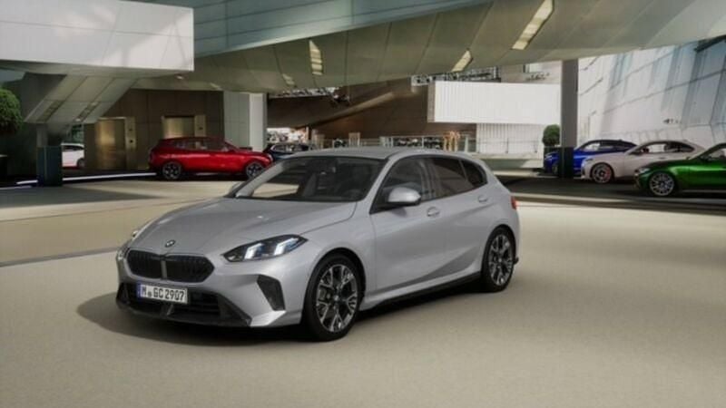 Neu BMW 116 M Sport 122 PS (89 kW) 2026 M brooklyn grau metallic Kleinwagen