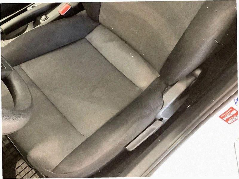 Gebraucht Skoda Rapid Active 86 PS (63 kW) 2015 Weiß Limousine