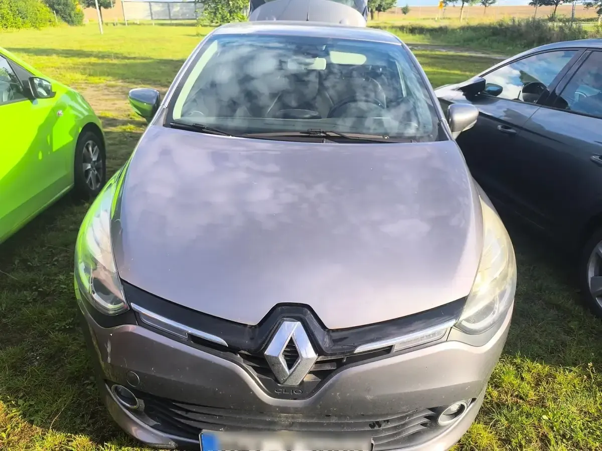 Gebraucht Renault Clio IV 90 PS (66 kW) 2013 Grau Limousine