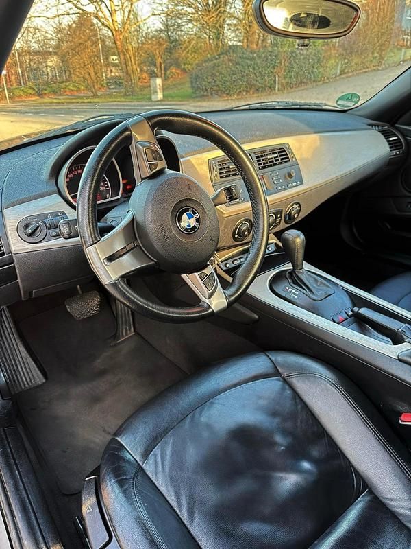 Gebraucht BMW Z4 170 PS (125 kW) 2005 Schwarz Cabrio