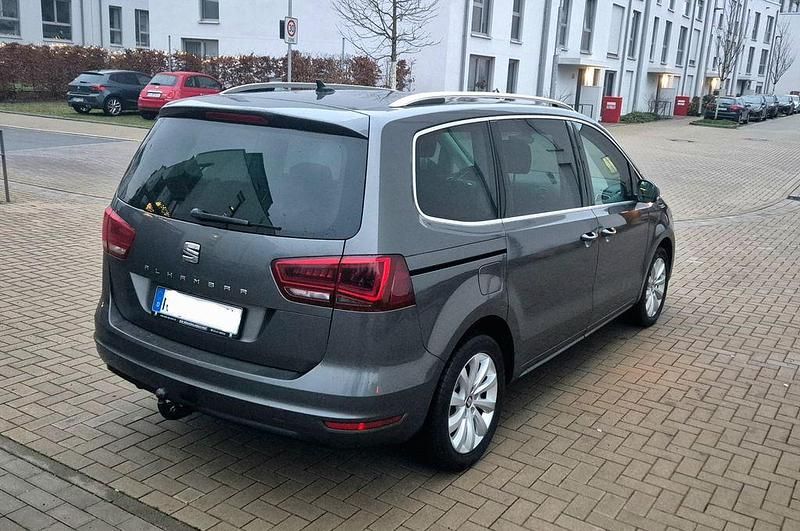 Gebraucht Seat Alhambra 150 PS (110 kW) 2016 Grau Van / Kleinbus
