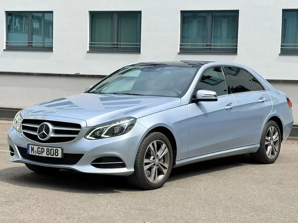 Occasion Mercedes E400 Avantgarde 333 ch (244 kW) 2013 Argent Berline