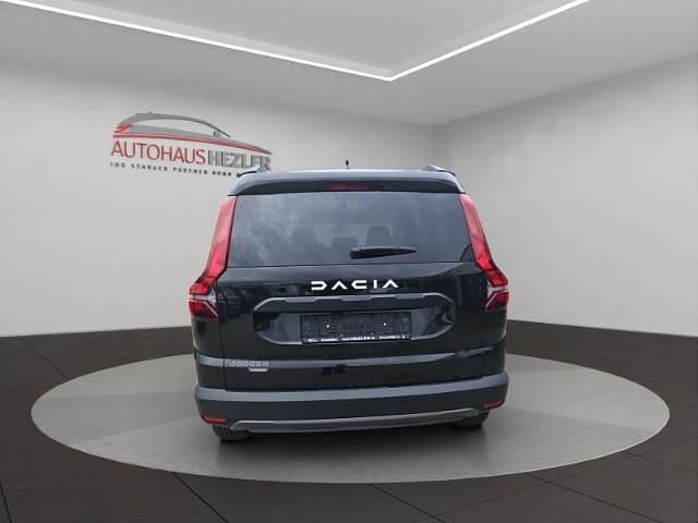 Gebraucht Dacia Jogger Expression 141 PS (103 kW) 2024 Schwarz Van / Kleinbus