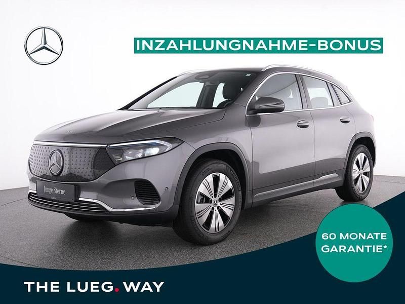 Grau metalliclack mountaingrau Gebraucht 2024 Mercedes EQA300 Progressive SUV | 34.999 € (Guter Preis) - Bild 1/4