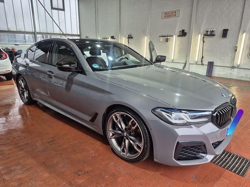 Gebraucht BMW M550 M Sport 530 PS (389 kW) 2021 Grau Limousine