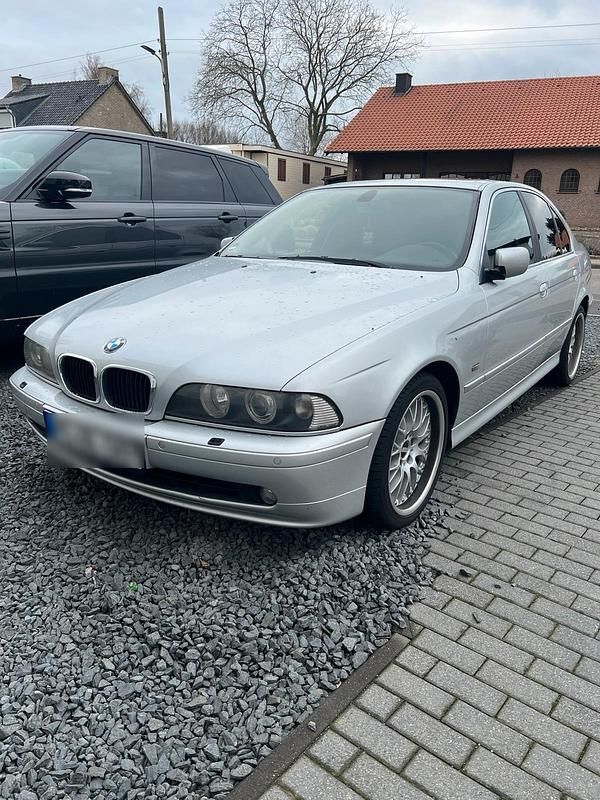 Gebraucht BMW 530 192 PS (141 kW) 2000 Silber Limousine