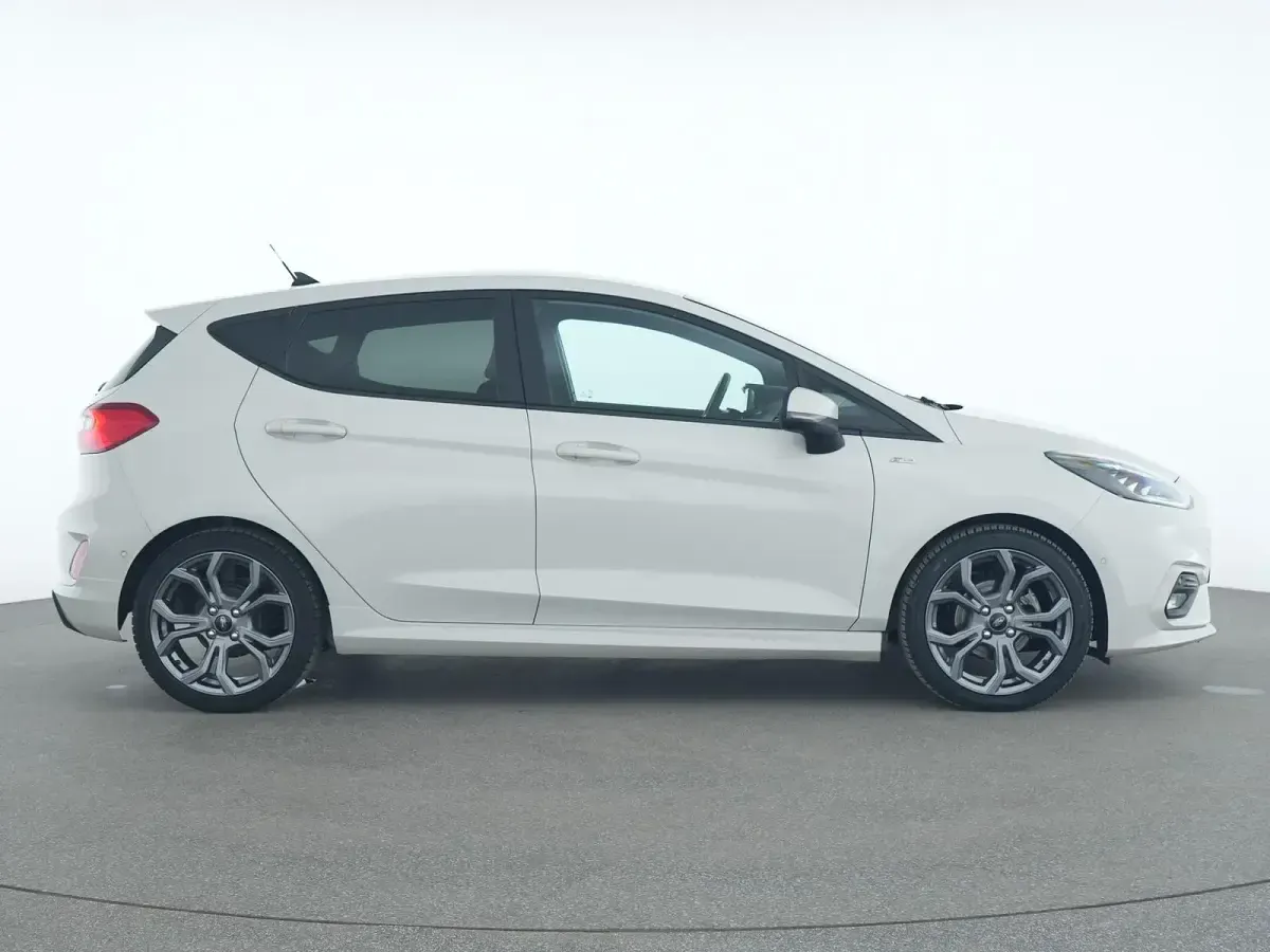 Gebraucht Ford Fiesta ST-Line 101 PS (74 kW) 2021 Weiß Kleinwagen
