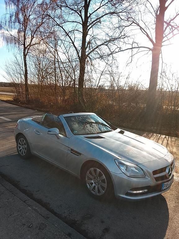 Gebraucht Mercedes SLK200 184 PS (135 kW) 2012 Silber Cabrio