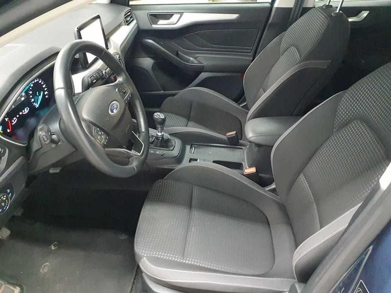 Gebraucht Ford Focus Cool & Connect 150 PS (110 kW) 2021 Chromablau metallic Kombi