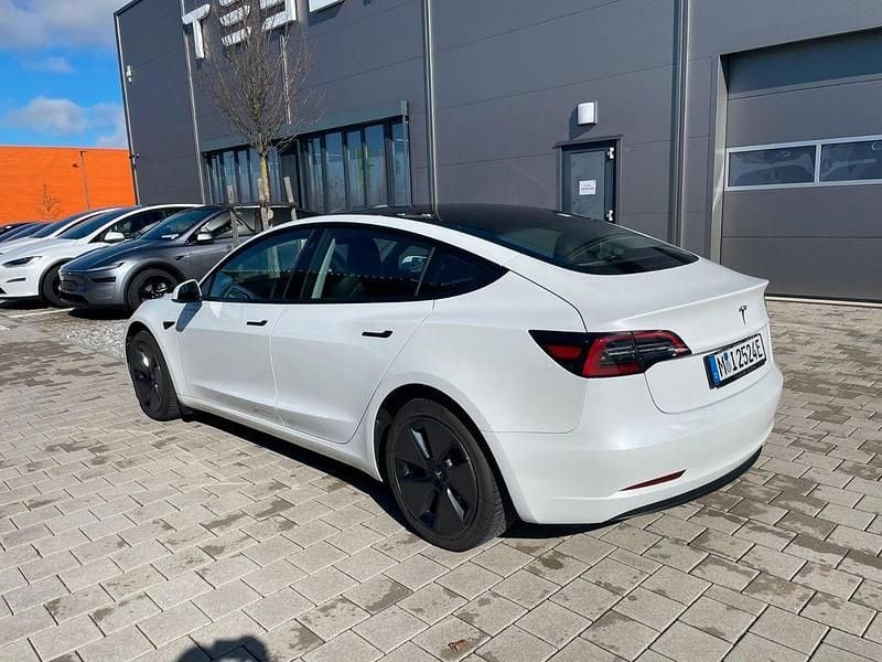 Gebraucht Tesla Model 3 Long Range RWD 235 kW (320 PS) 2023 Weiß Limousine