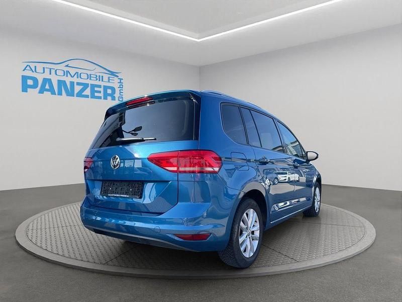 Gebraucht VW Touran Allstar 110 PS (80 kW) 2016 Blau Van / Kleinbus