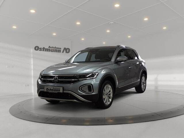 Pyritsilber Gebraucht 2024 VW T-Roc Style SUV | 32.987 € (Etwas zu teuer) - Bild 1/4