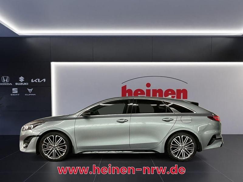 Gebraucht Kia ProCeed GT-Line 140 PS (102 kW) 2024 Silber Kleinwagen