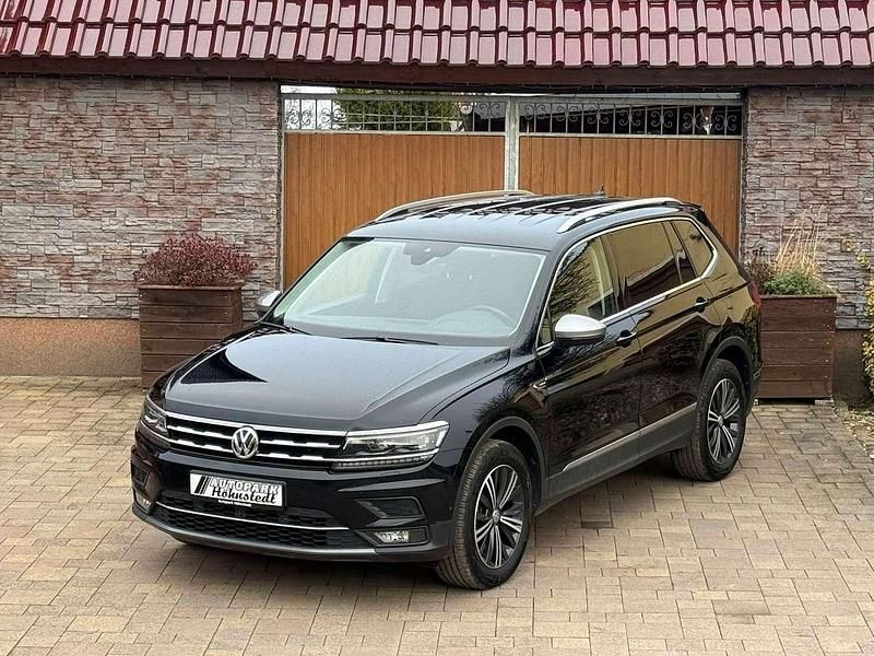 Deep black perleffekt Gebraucht 2020 VW Tiguan Allspace Highline SUV | 21.999 € (Superpreis) - Bild 1/4