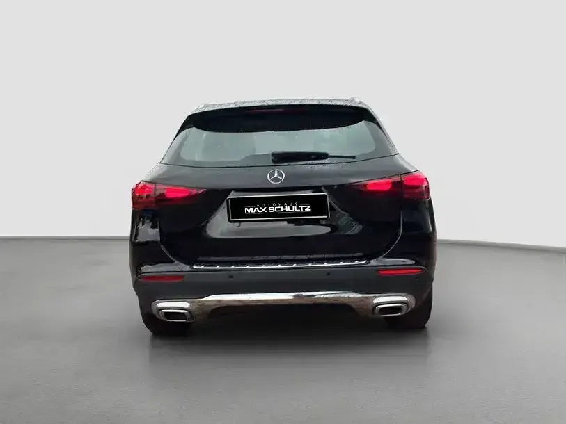 Gebraucht Mercedes GLA220 190 PS (139 kW) 2025 Unilack nachtschwarz SUV