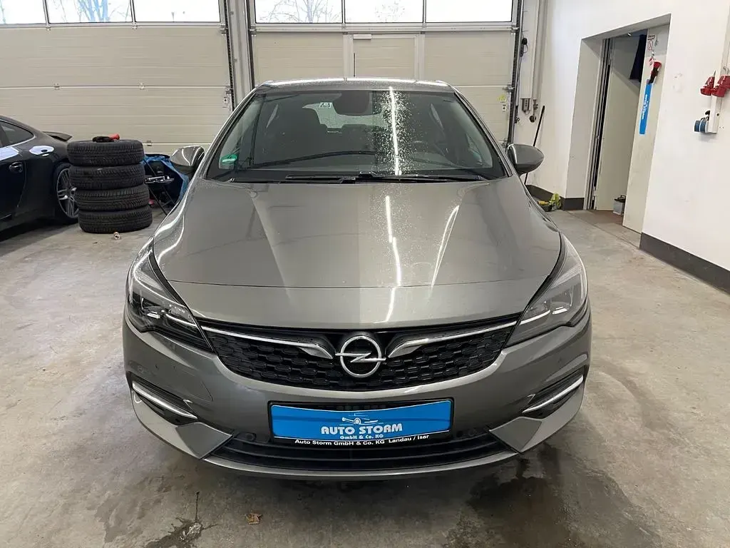 Gebraucht Opel Astra Edition 131 PS (96 kW) 2020 Quarz grau Limousine