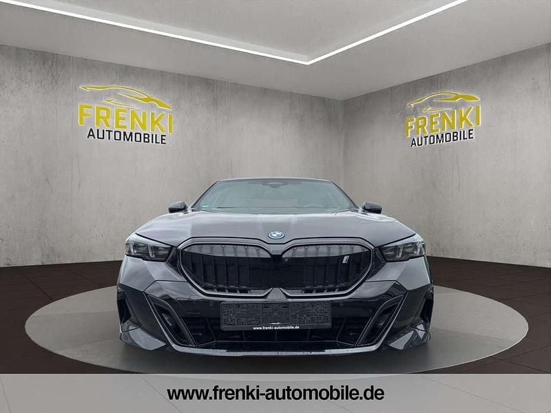 Gebraucht BMW i5 M Performance 250 kW (340 PS) 2024 Black sapphire metallic Limousine