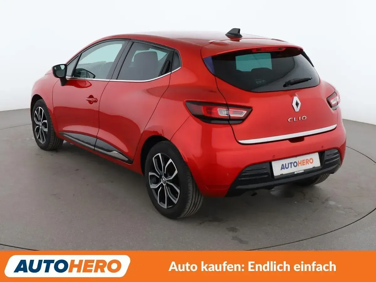 Gebraucht Renault Clio IV Intens 118 PS (86 kW) 2017 Rot Limousine