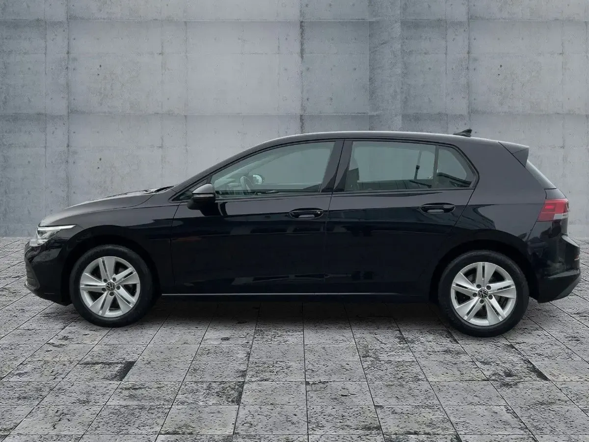 Gebraucht VW Golf VIII Life 150 PS (110 kW) 2020