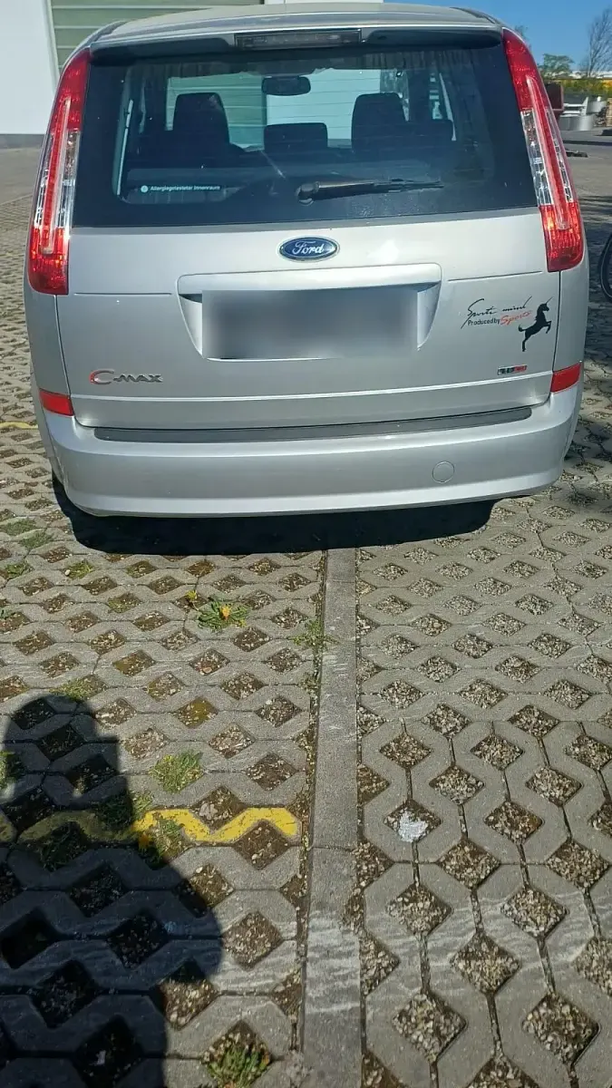 Gebraucht Ford Focus 106 PS (77 kW) 2010 Silber Kombi