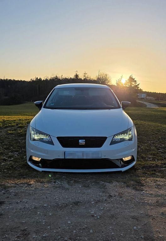 Gebraucht Seat Leon SC FR 140 PS (102 kW) 2015 Weiß Kleinwagen