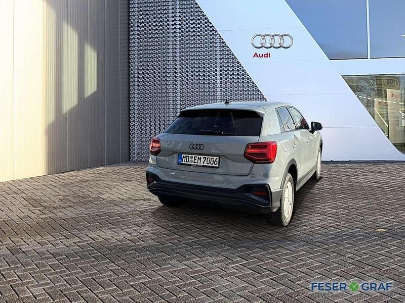 Gebraucht Audi Q2 S-Line 150 PS (110 kW) 2025 Pfeilgrauperleffekt SUV
