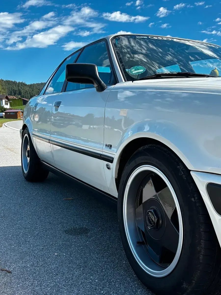 Gebraucht Audi 80 Sport 90 PS (66 kW) 1993 Weiß Limousine