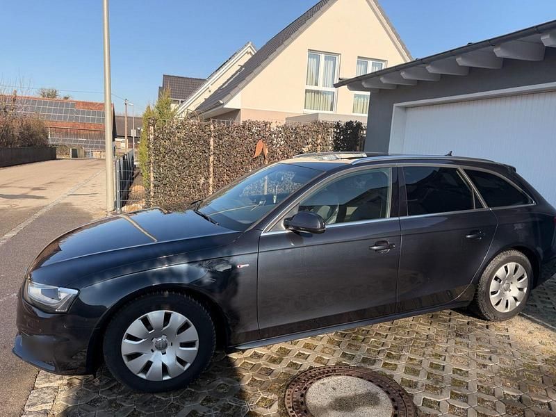 Occasion Audi A4 S-Line 150 ch (110 kW) 2015 Bleue Break
