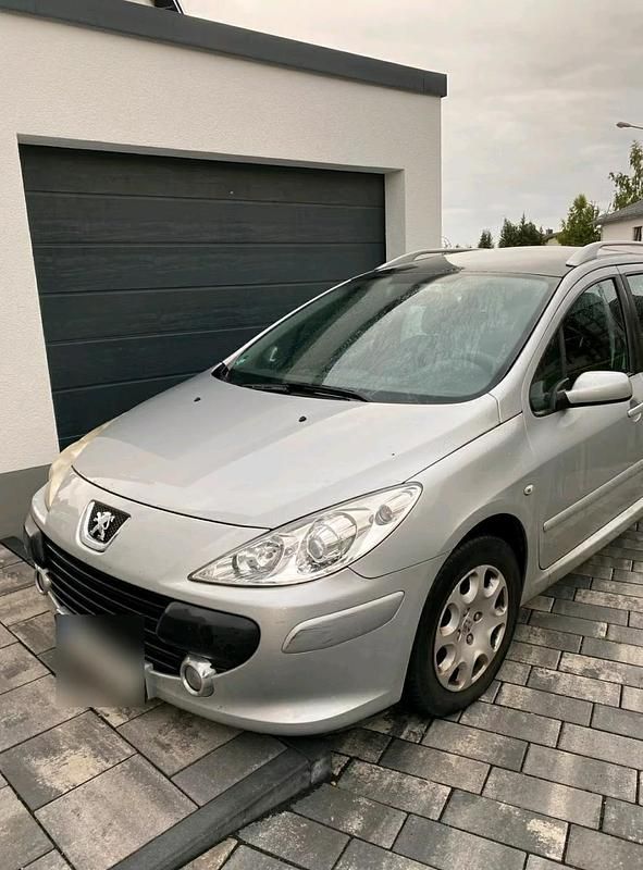 Silber Gebraucht 2008 Peugeot 307 Kombi | 2.400 € (Fairer Preis) - Bild 1/3