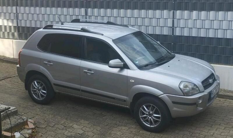 Silber Gebraucht 2005 Hyundai Tucson SUV | 2.300 € (Guter Preis) - Bild 1/4