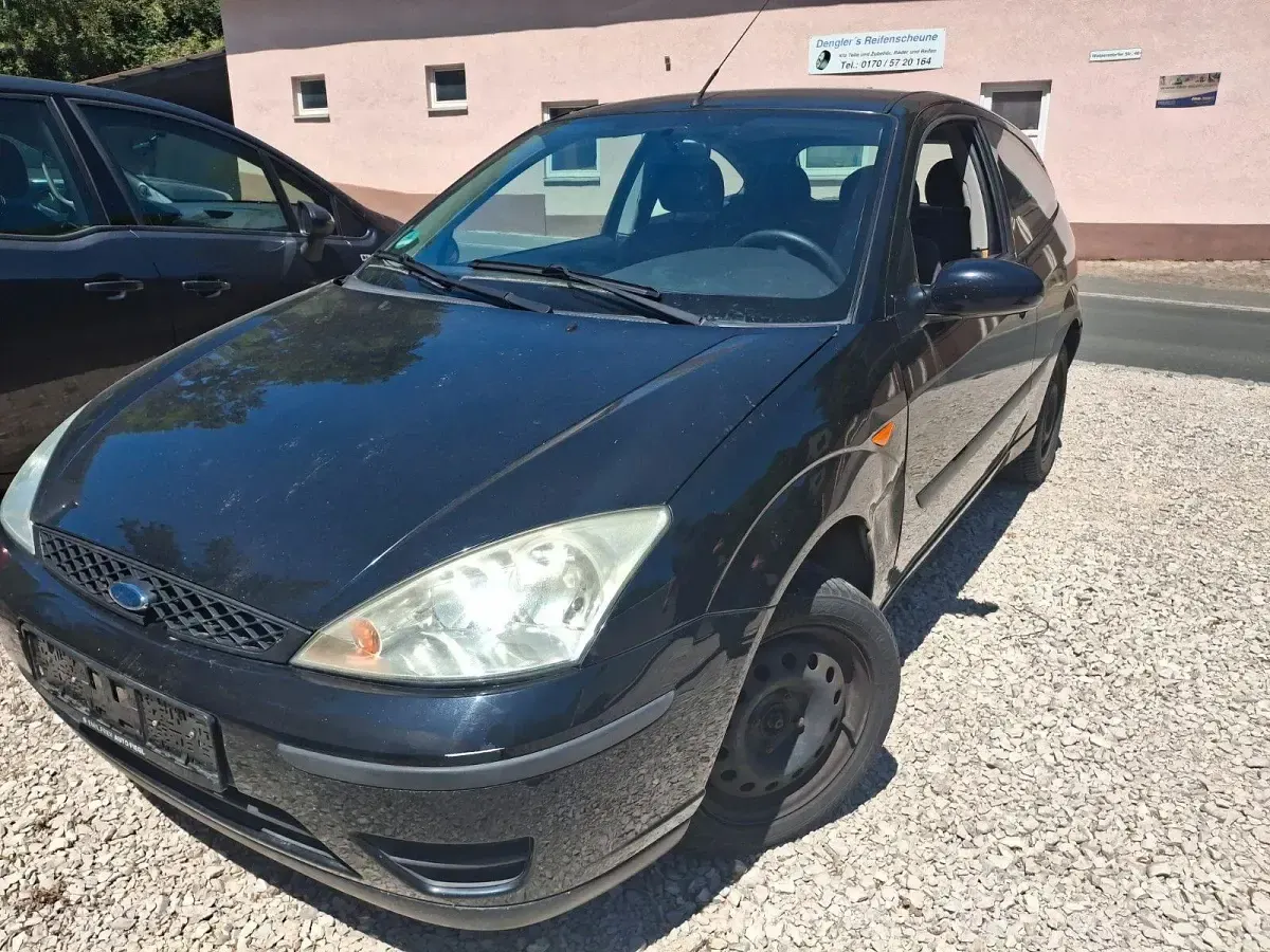 Gebraucht Ford Focus Ambiente 75 PS (55 kW) 2004 Schwarz Limousine