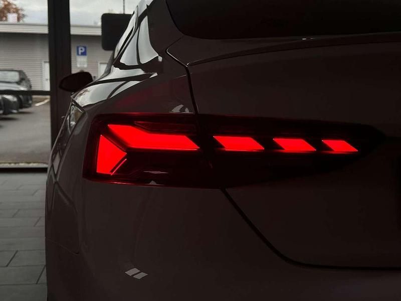 Gebraucht Audi S5 Sportback 341 PS (250 kW) 2022 Gletscherweiß metallic Kleinwagen