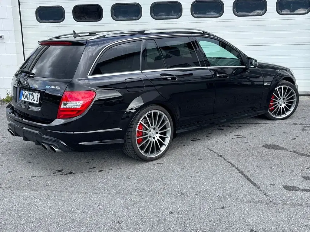Gebraucht Mercedes C63 AMG AMG 487 PS (358 kW) 2013 Schwarz Limousine