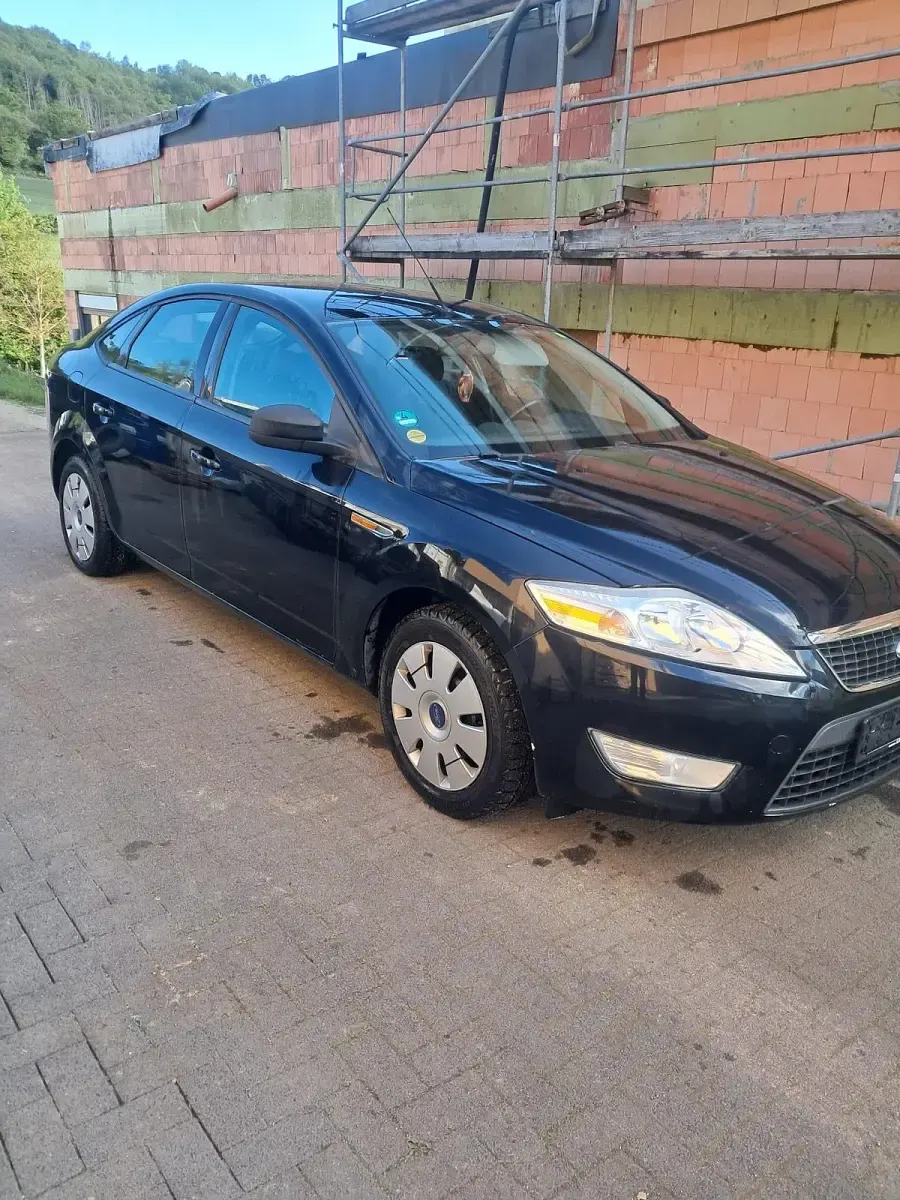 Używany Ford Mondeo 125 KM (91 kW) 2009 Czarny Sedan/Limuzyna
