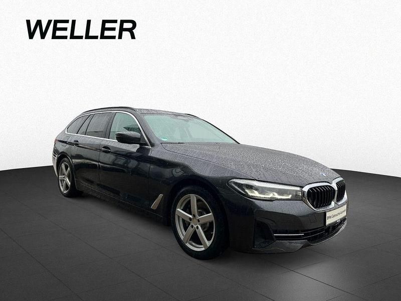 Gebraucht BMW 530e Comfort Edition 292 PS (214 kW) 2021 Sophistograu (grau) Kombi