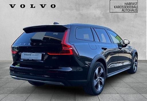 Gebraucht Volvo V60 CC 197 PS (144 kW) 2023 Schwarz Kombi