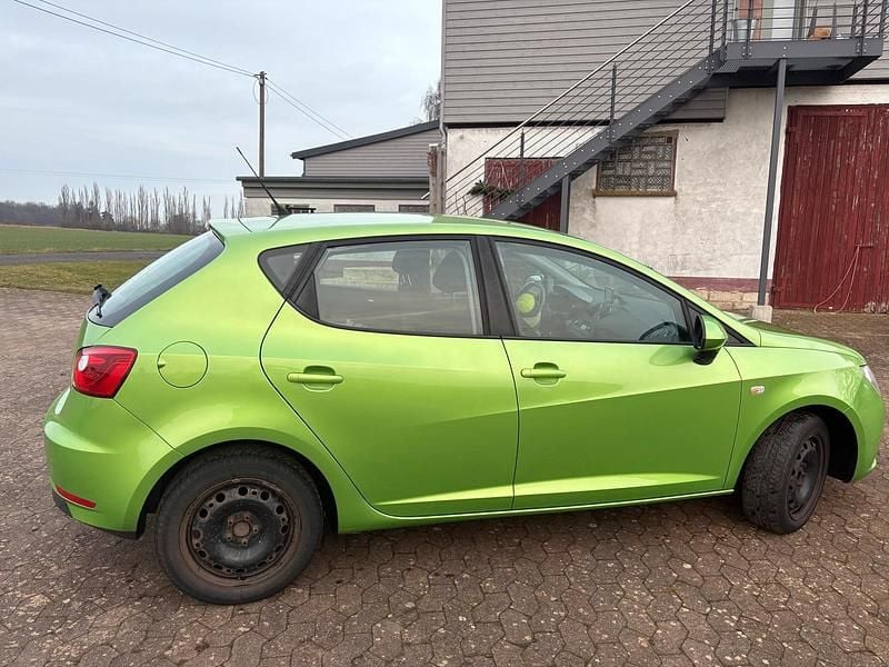 Grün Gebraucht 2014 Seat Ibiza 4You Kleinwagen | 4.000 € (Guter Preis) - Bild 1/3