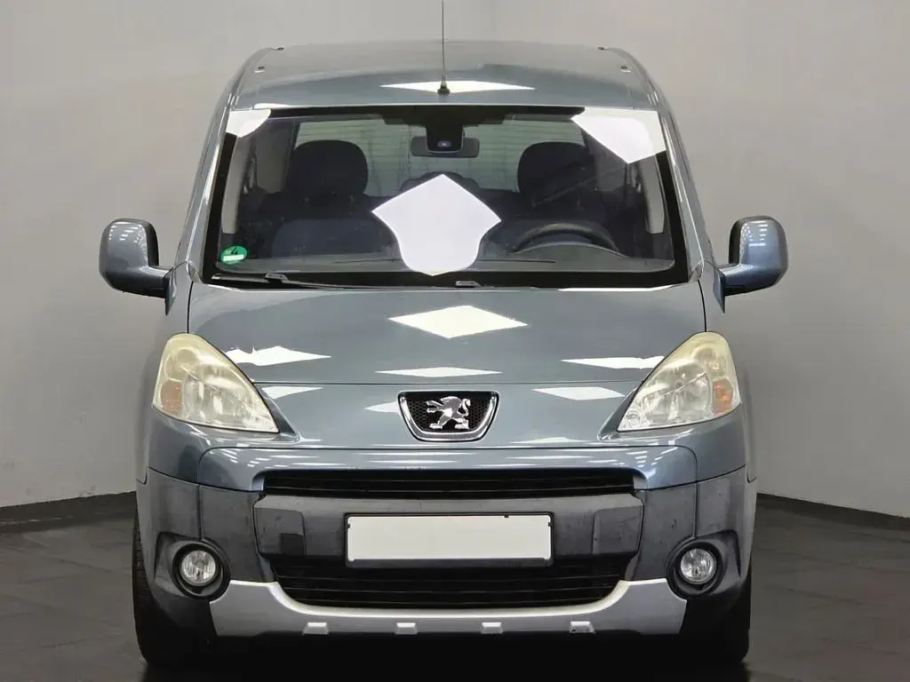 Gebraucht Peugeot Partner Tepee Tendance 111 PS (81 kW) 2012 Grau Van / Kleinbus