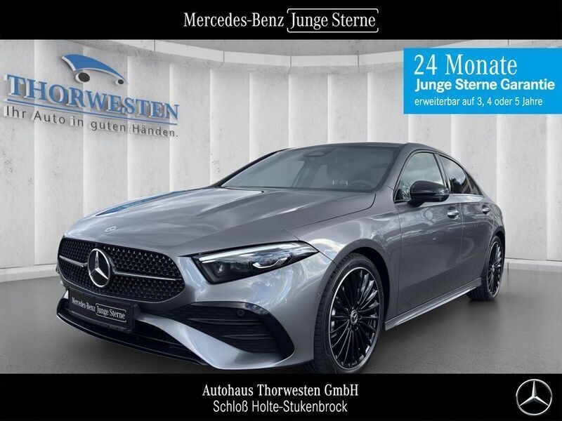 lack mountaingrau Gebraucht 2024 Mercedes A180 AMG line Limousine | 36.990 € (Teuer) - Bild 1/4