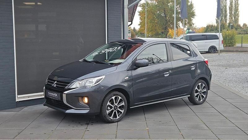 Grau Gebraucht 2024 Mitsubishi Space Star Select+ Kleinwagen | 16.990 € (Etwas zu teuer) - Bild 1/4