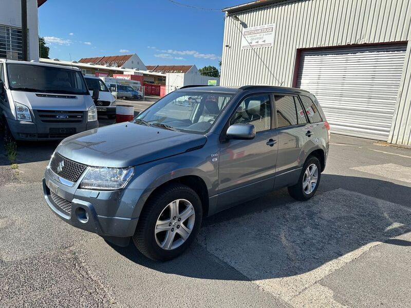 Grau Gebraucht 2008 Suzuki Grand Vitara SUV | 2.999 € (Superpreis) - Bild 1/4