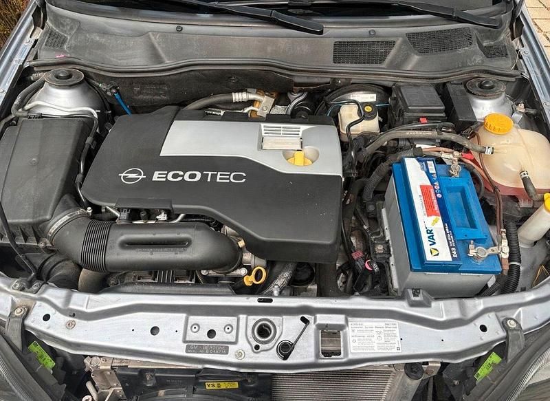 Gebraucht Opel Astra 147 PS (108 kW) 2003 Silber Cabrio