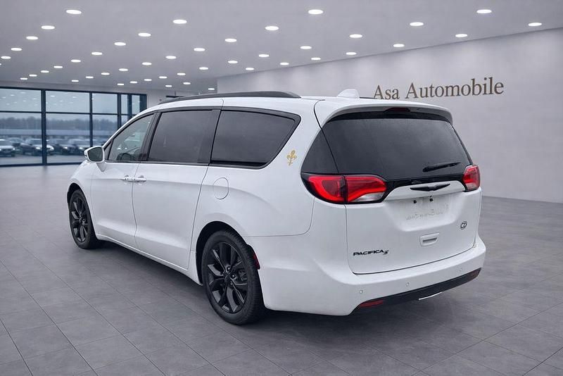 Gebraucht Chrysler Pacifica 291 PS (214 kW) 2019 Weiß Van / Kleinbus