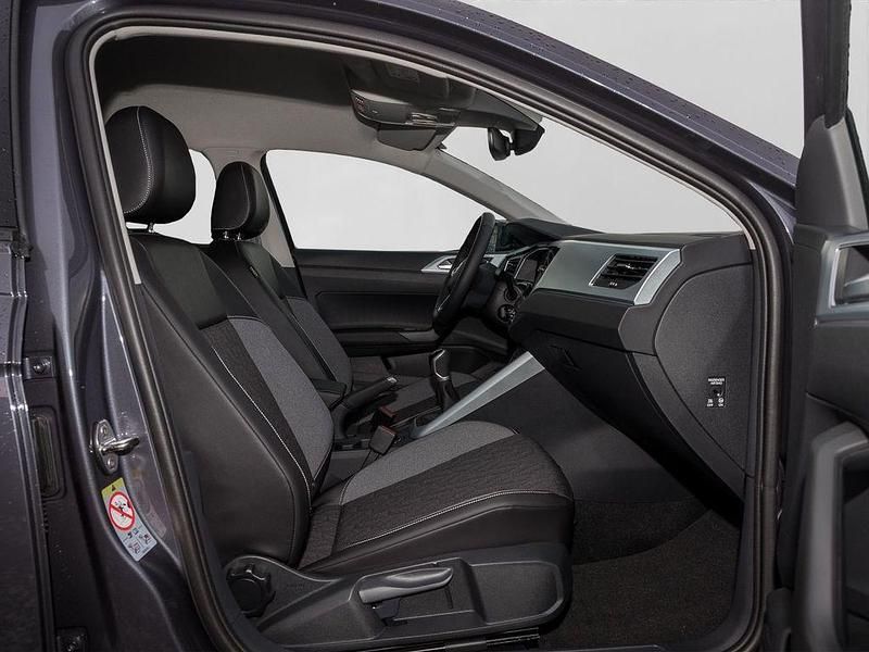 Gebraucht VW Taigo R-line 116 PS (85 kW) 2025 Grau SUV